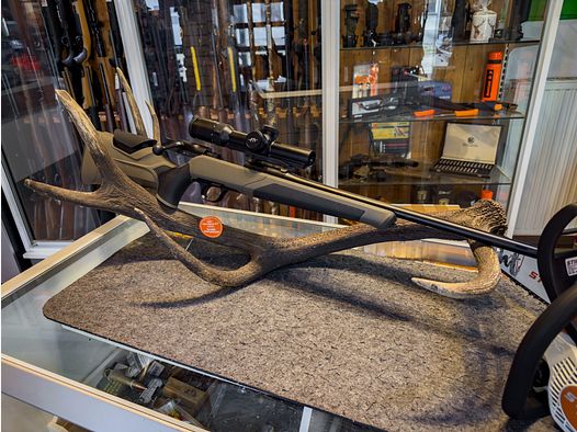 Blaser R8 2.0 Pacchetto Macher con motosega Stihl