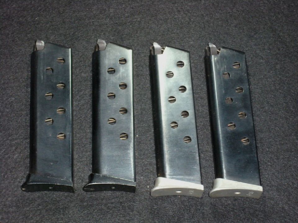 Magazine u. Griffschalen Lot