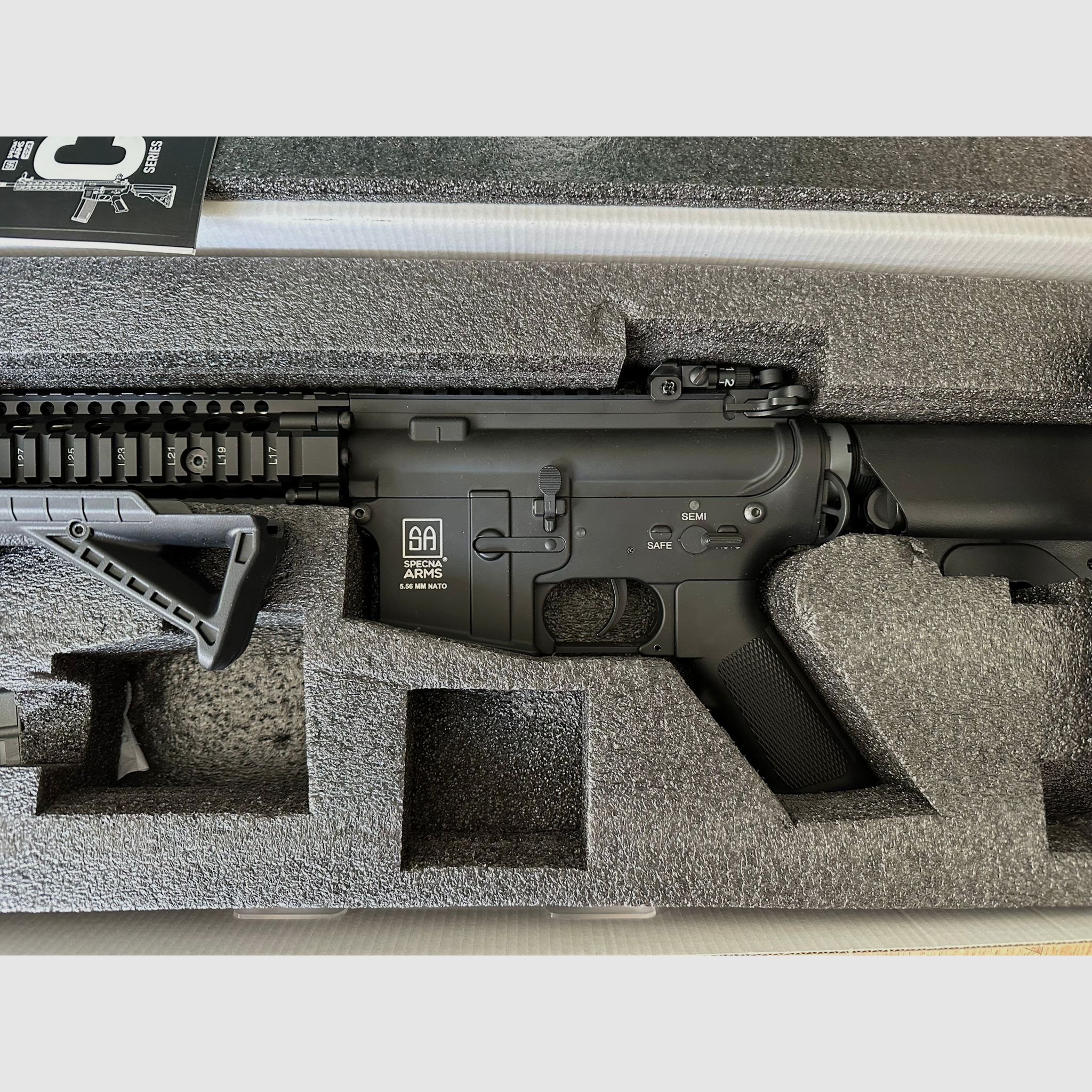 Specna Arms - SA-A03 One - Like new with original packaging and accessories