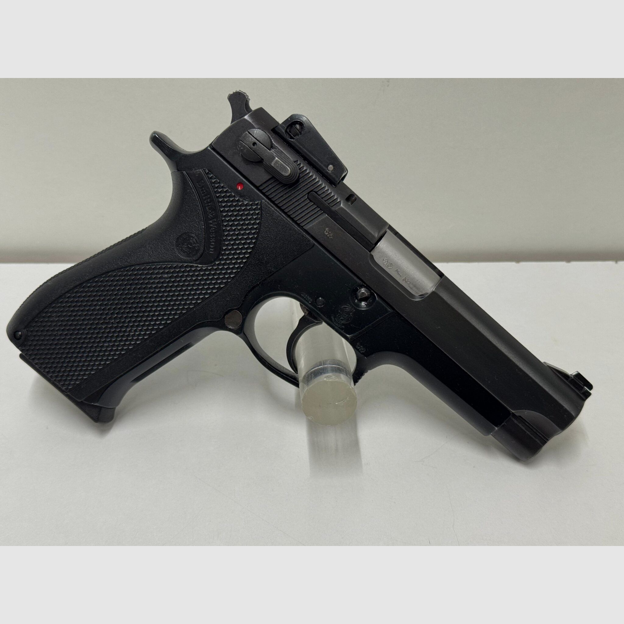 S&W Mod. 5904