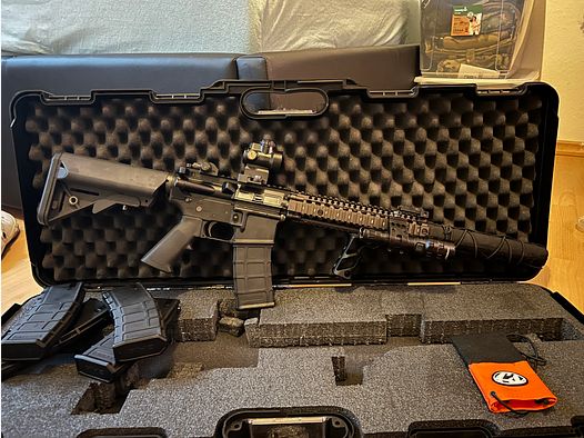 GHK MK18 Forged Receiver mit 5 Mags  + WE G-Force 17 ohne Mag