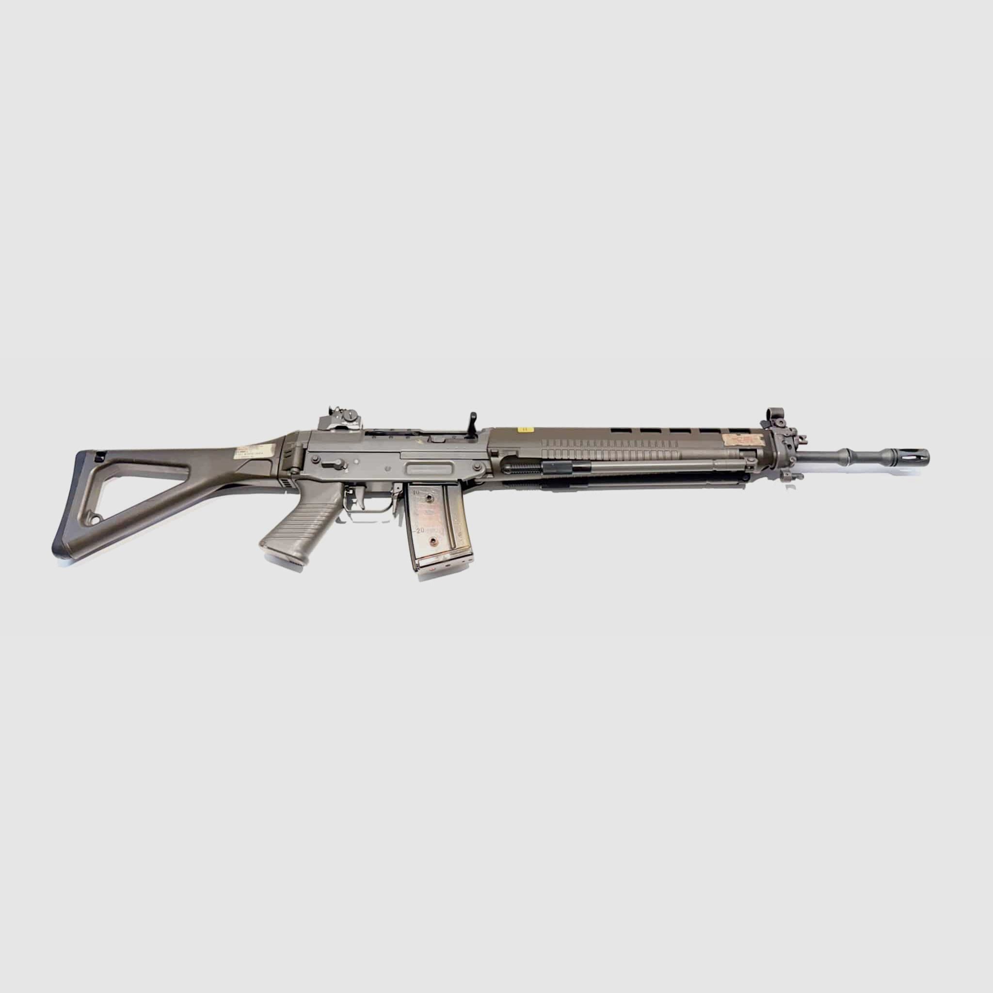 Fusil d'assaut SIG PE90 / SG550 – GP90 – Occasion avec nouveau canon, image 1 sur 2