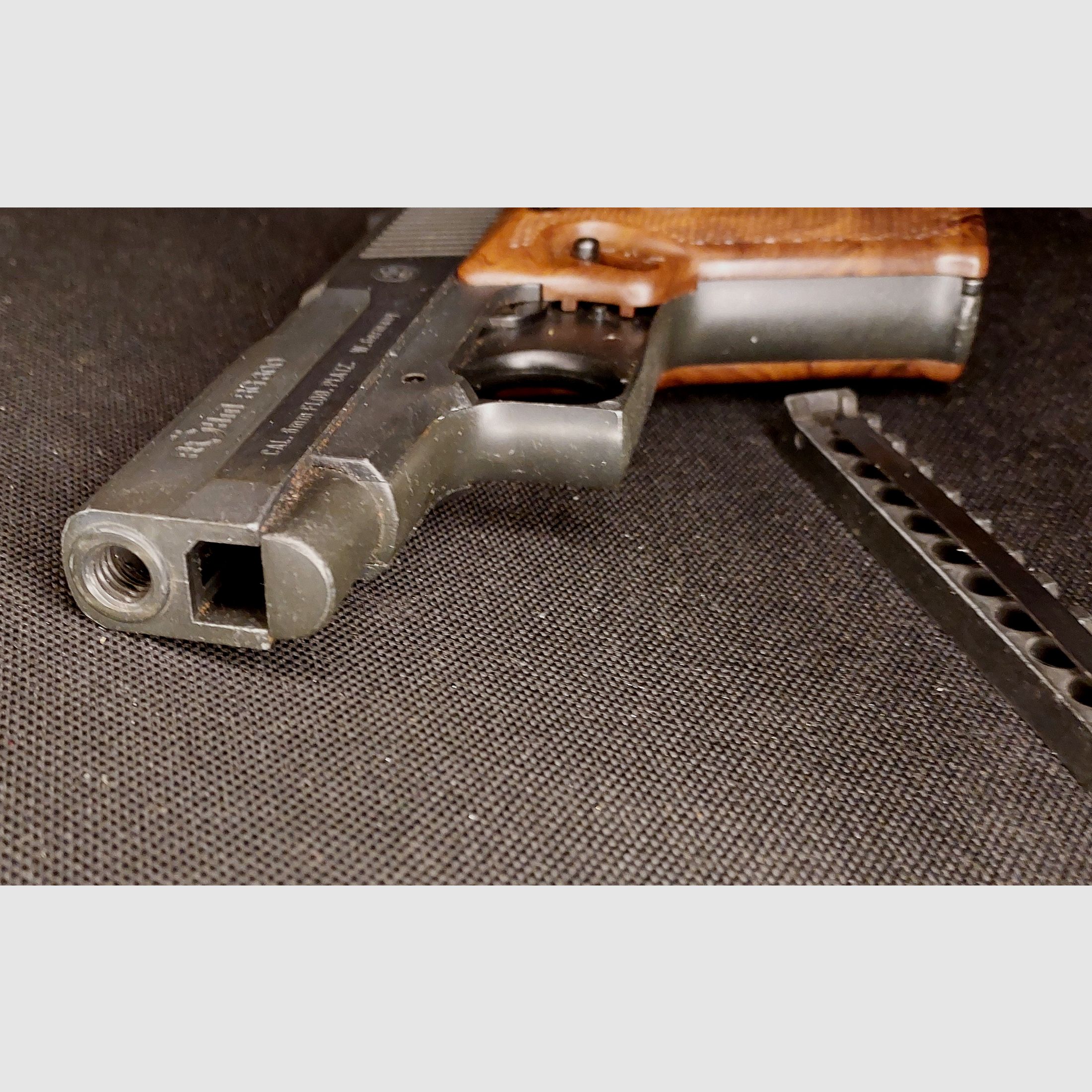 Röhm RG300 (RG 300) pistola a salve cal. 6mm Flobert (PTB 327)