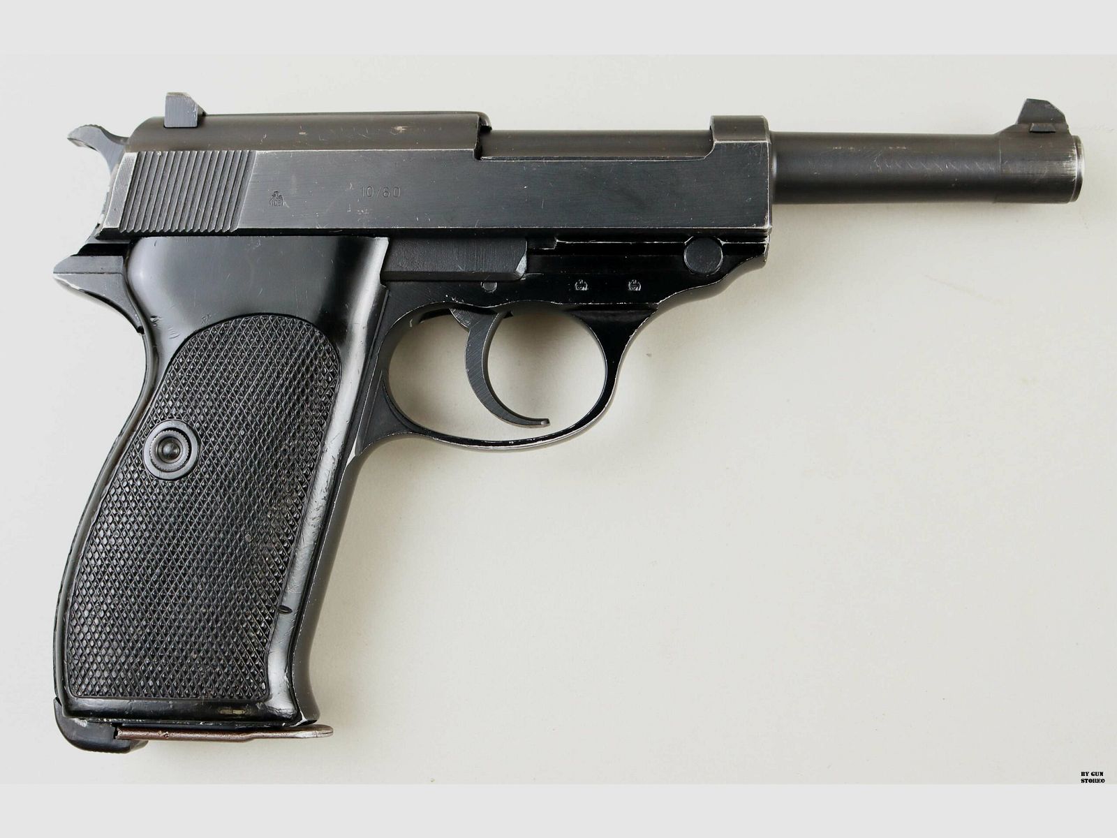 Pistola Walther mod. P38 cal. 9×19 mat. 113726, immagine 3 di 12