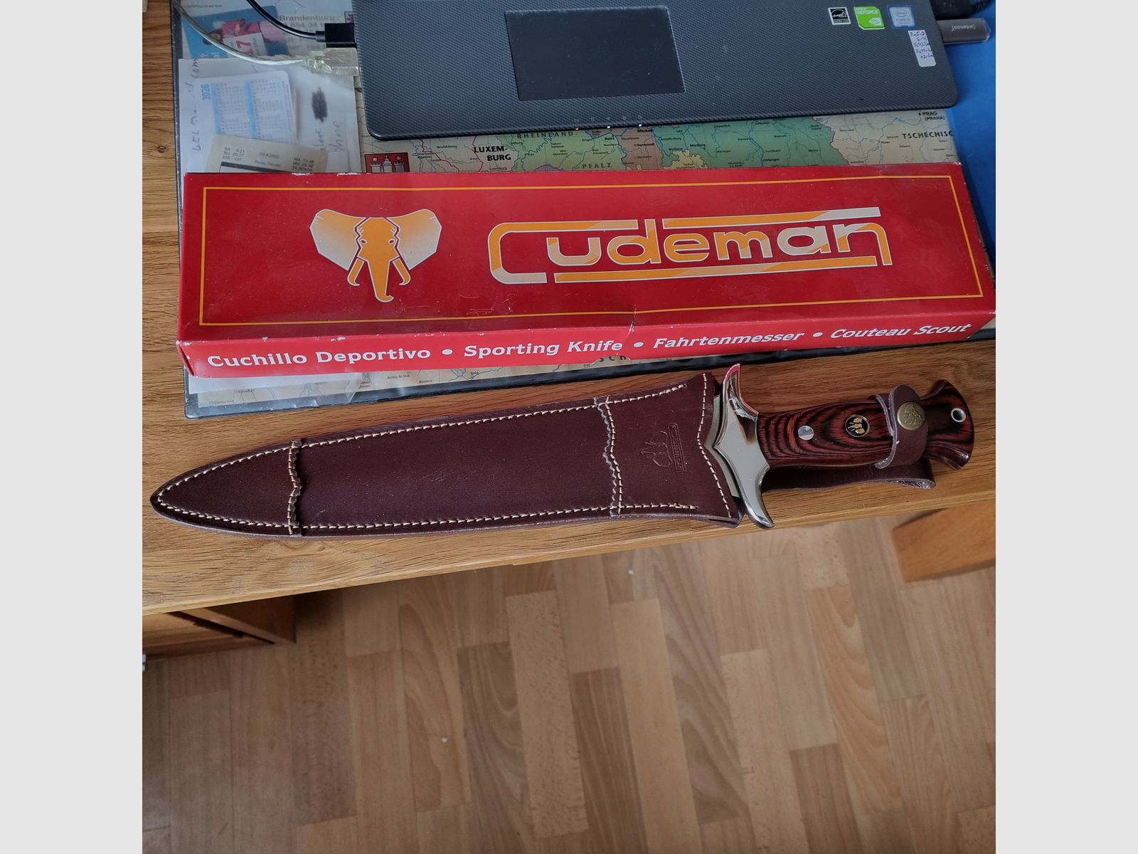 Cudeman hunting knife