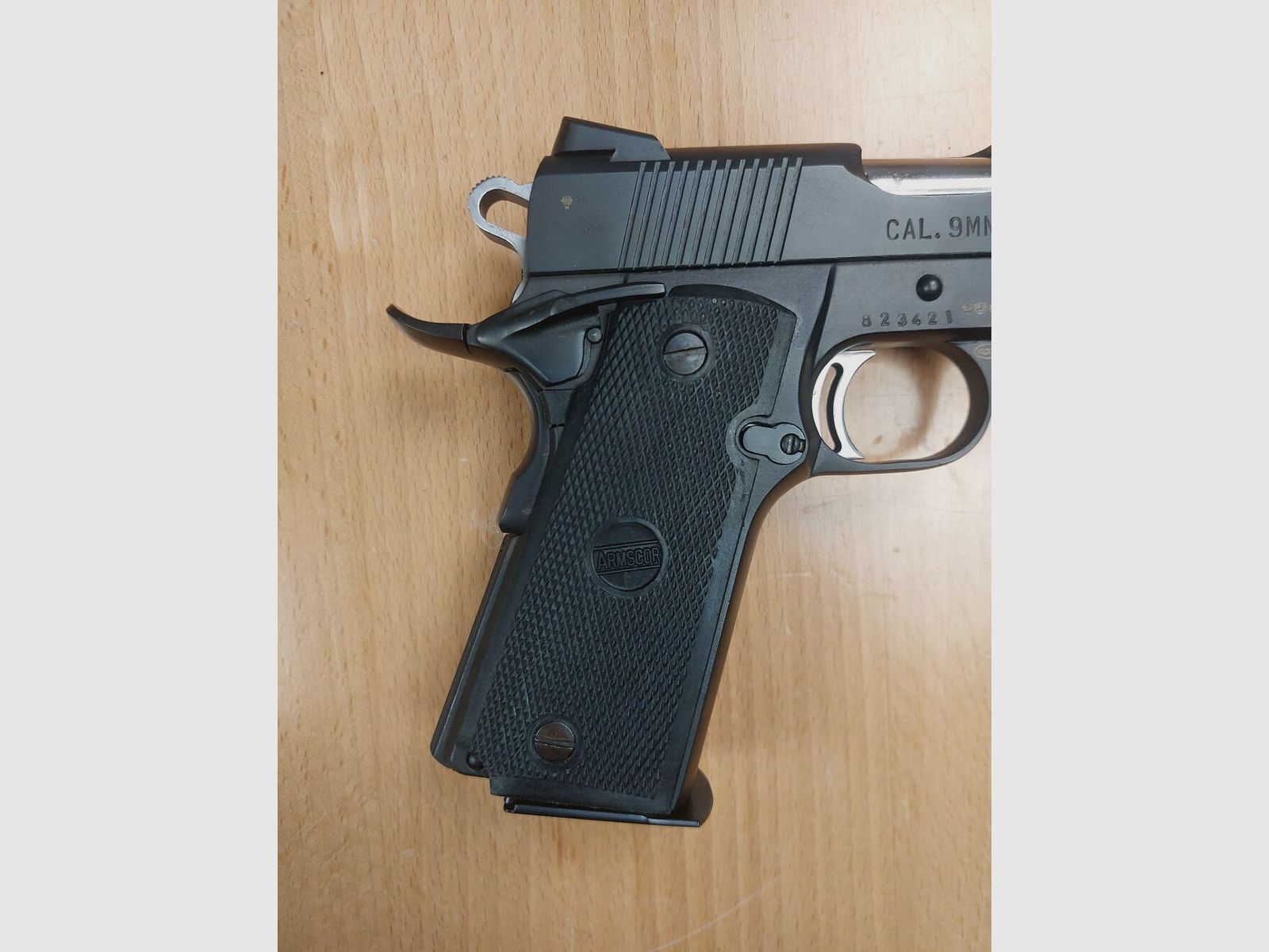 Armscor Rock Ultra 1911-A1 FS