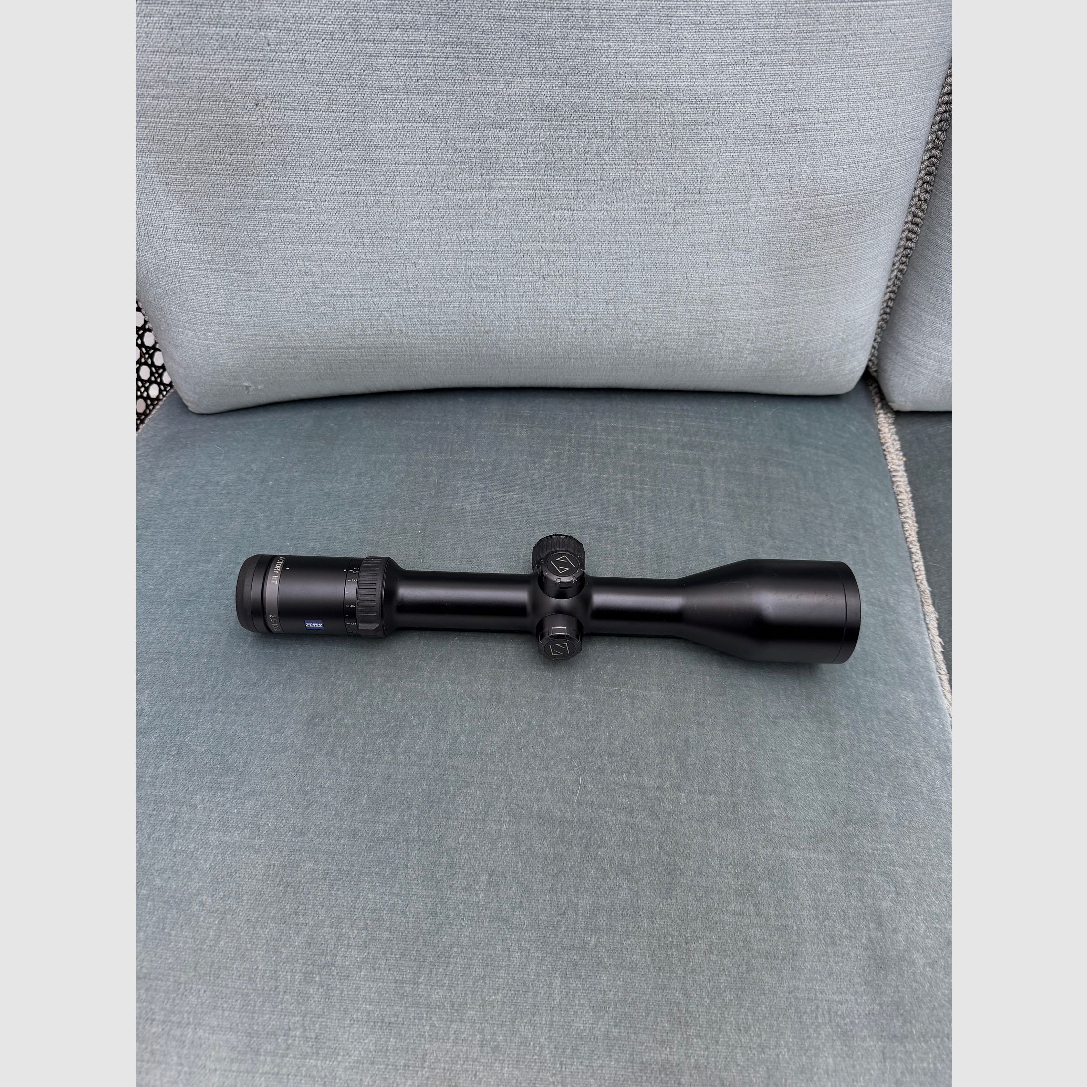 Zeiss Victory HT 2,5-10x50 - Zeiss Schiene