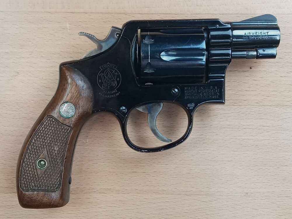 Smith & Wesson 12 Airweight