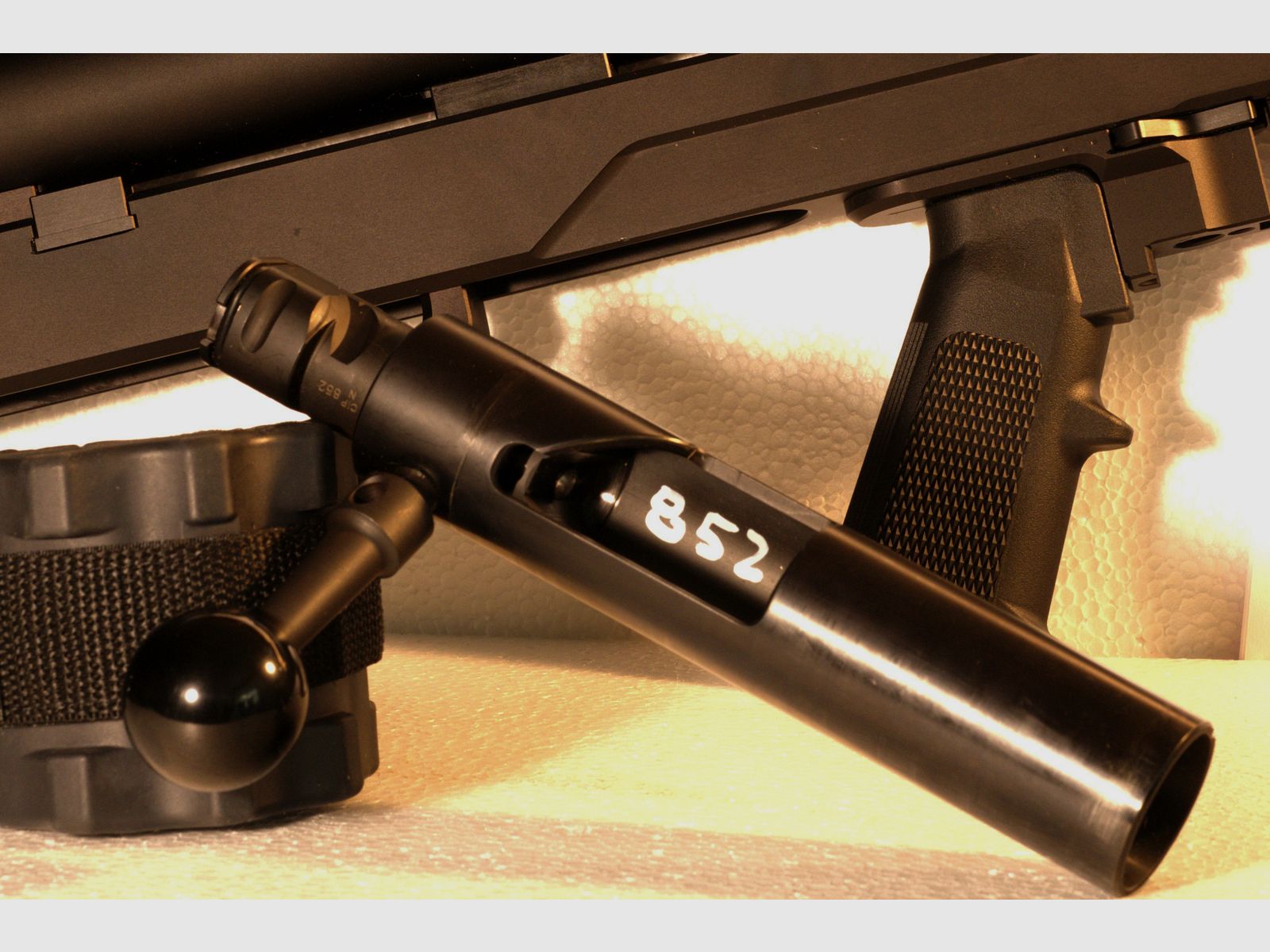 FORTMEIER M2002 .50 BMG single shot with WL .408 CT & 300 WinMag, image 7 of 7