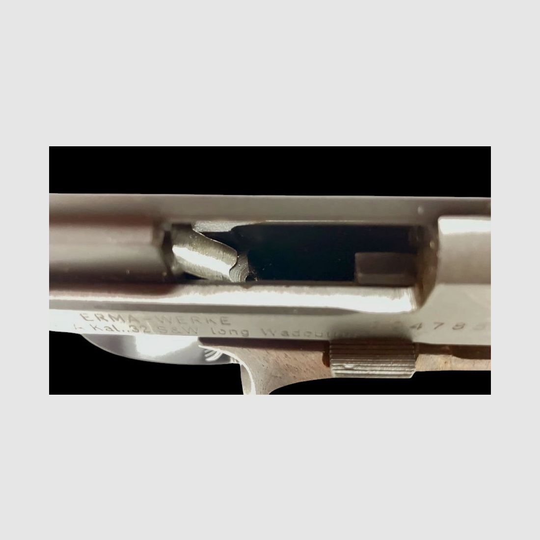 ERMA ESP85A  im Kaliber .32 SW  und Wechselsystem .22 lr