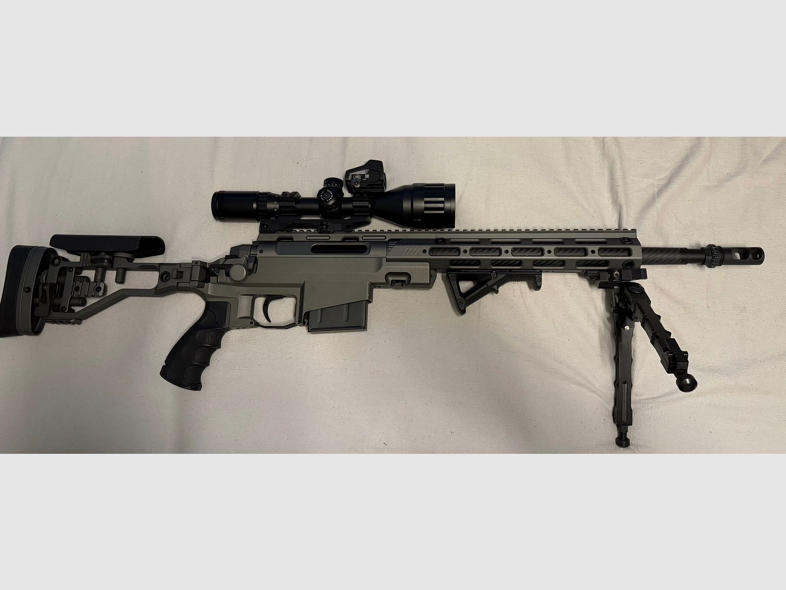 Ares MSR-303 Snipergewehr CPSB-System Springer 6mm BB graphite inkl. Tactical Case u. Zubehör 