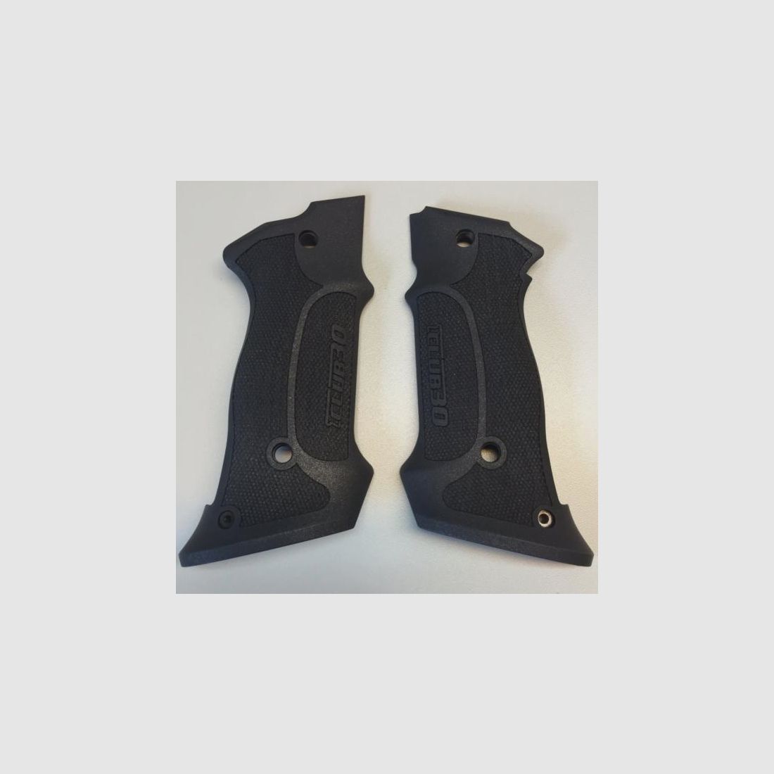 CLUB 30 poignées pour Colt 1911 DSB/PPC ANTHRACITE RHOMLAS- The Master II 10mm