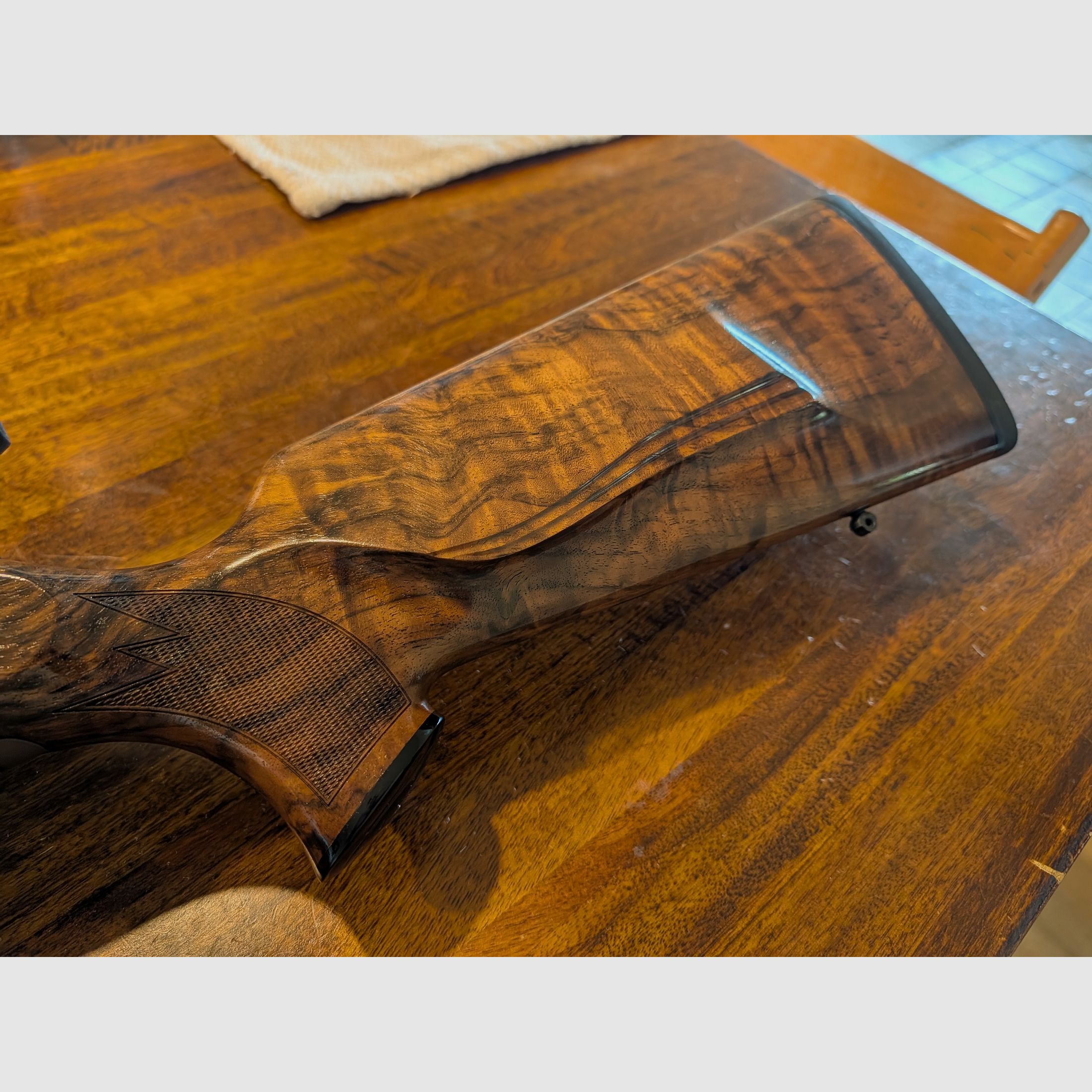 Blaser R8 8x57IS z 52cm lufcie