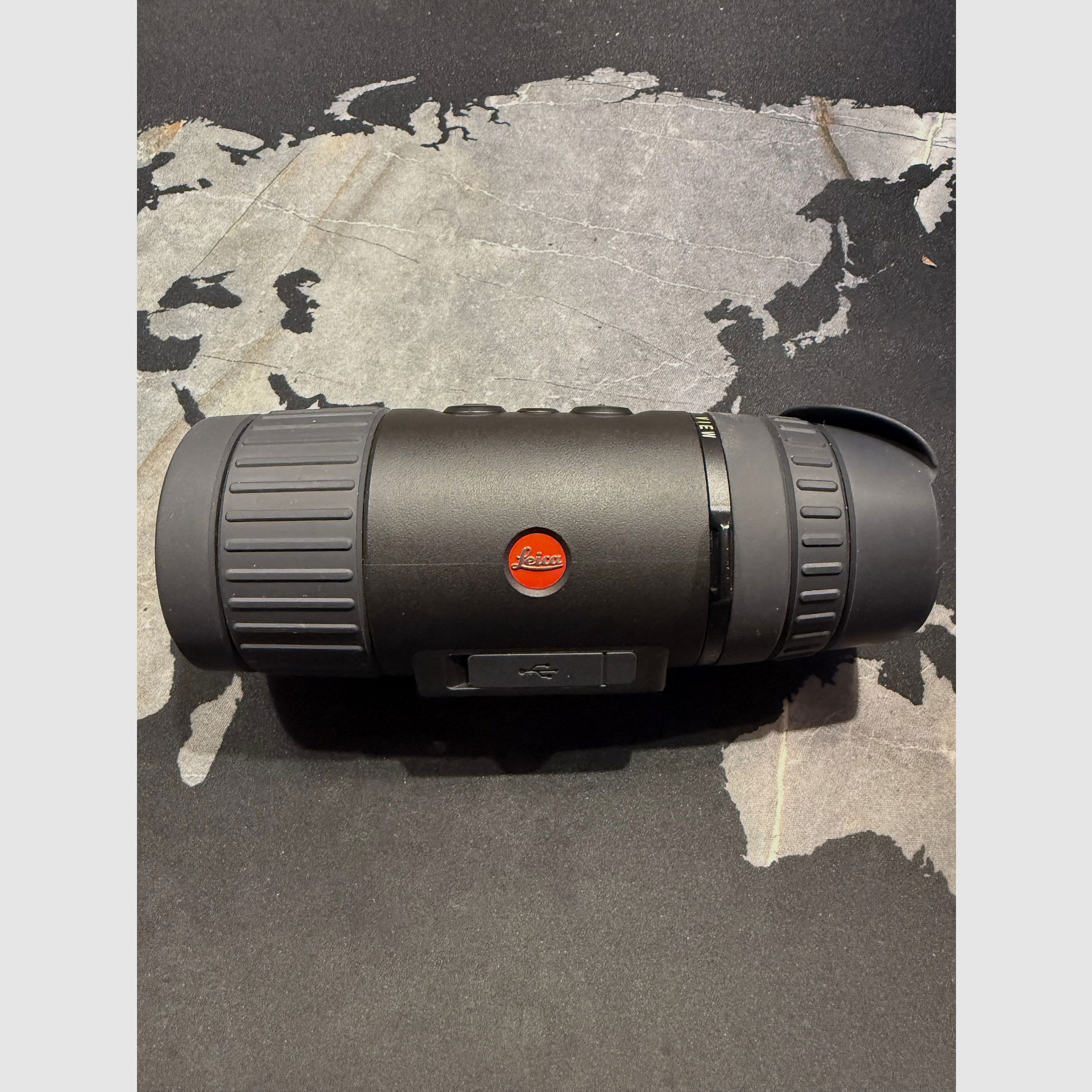 Wärmebildkamera (Leica View) plus Nachsatzgerät (Sytong HT66) im Koffer inkl Akku für das Nachsatzgerät und Ladekabeln