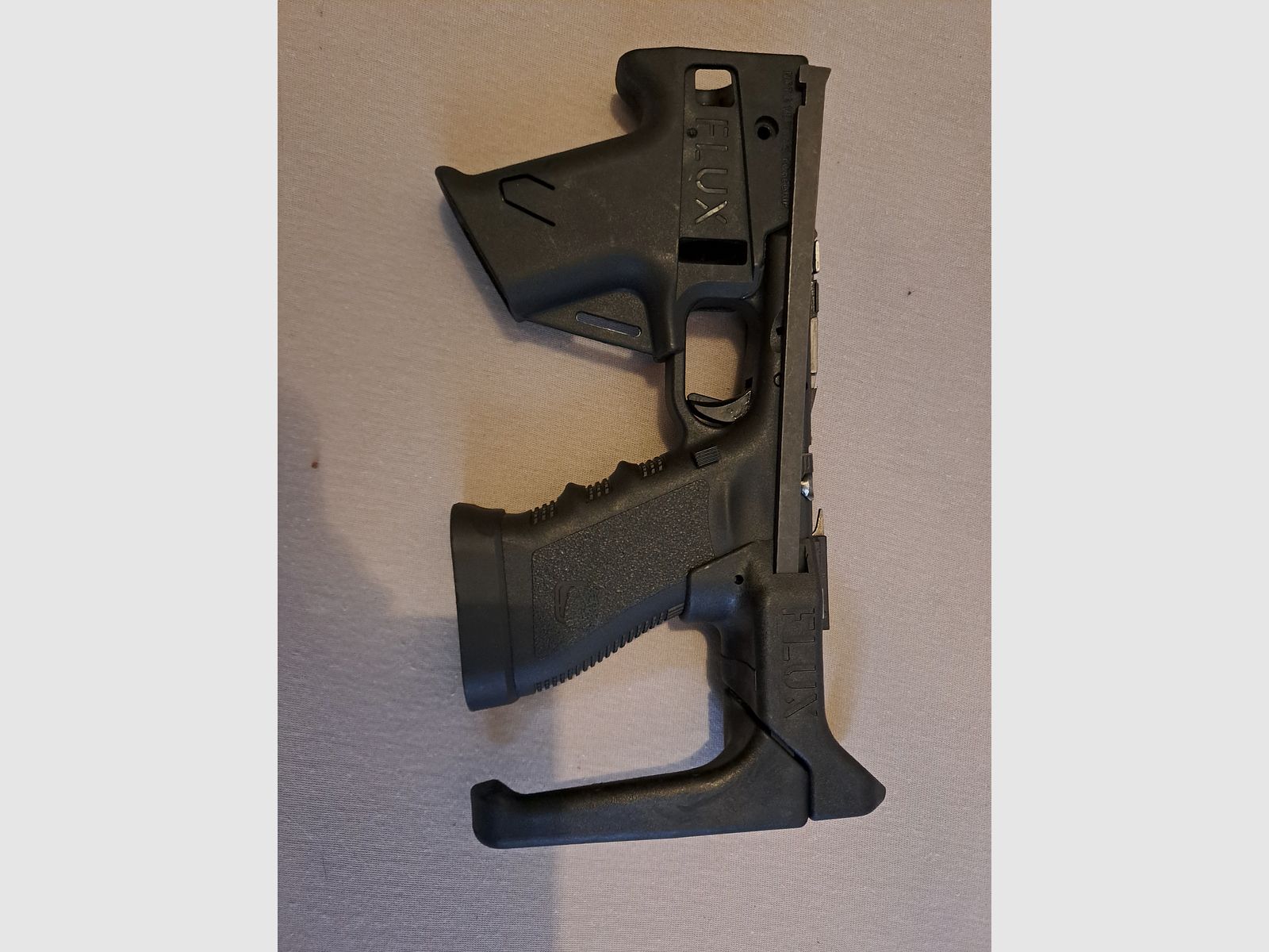 Flux Defense Glock 17