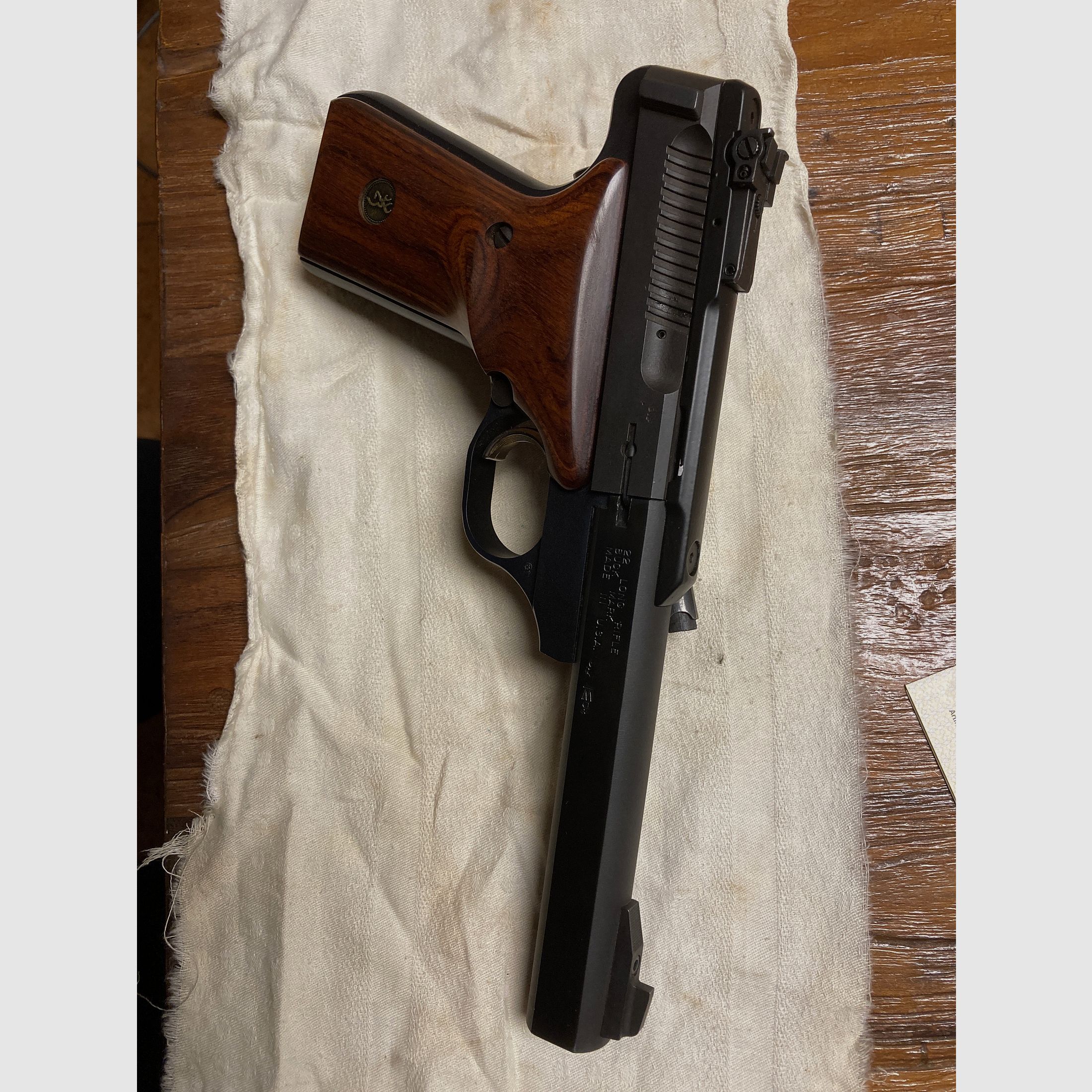 Browning FN Buck Mark pistol .22 LR