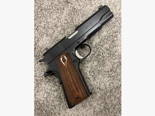 Remington 1911 R1