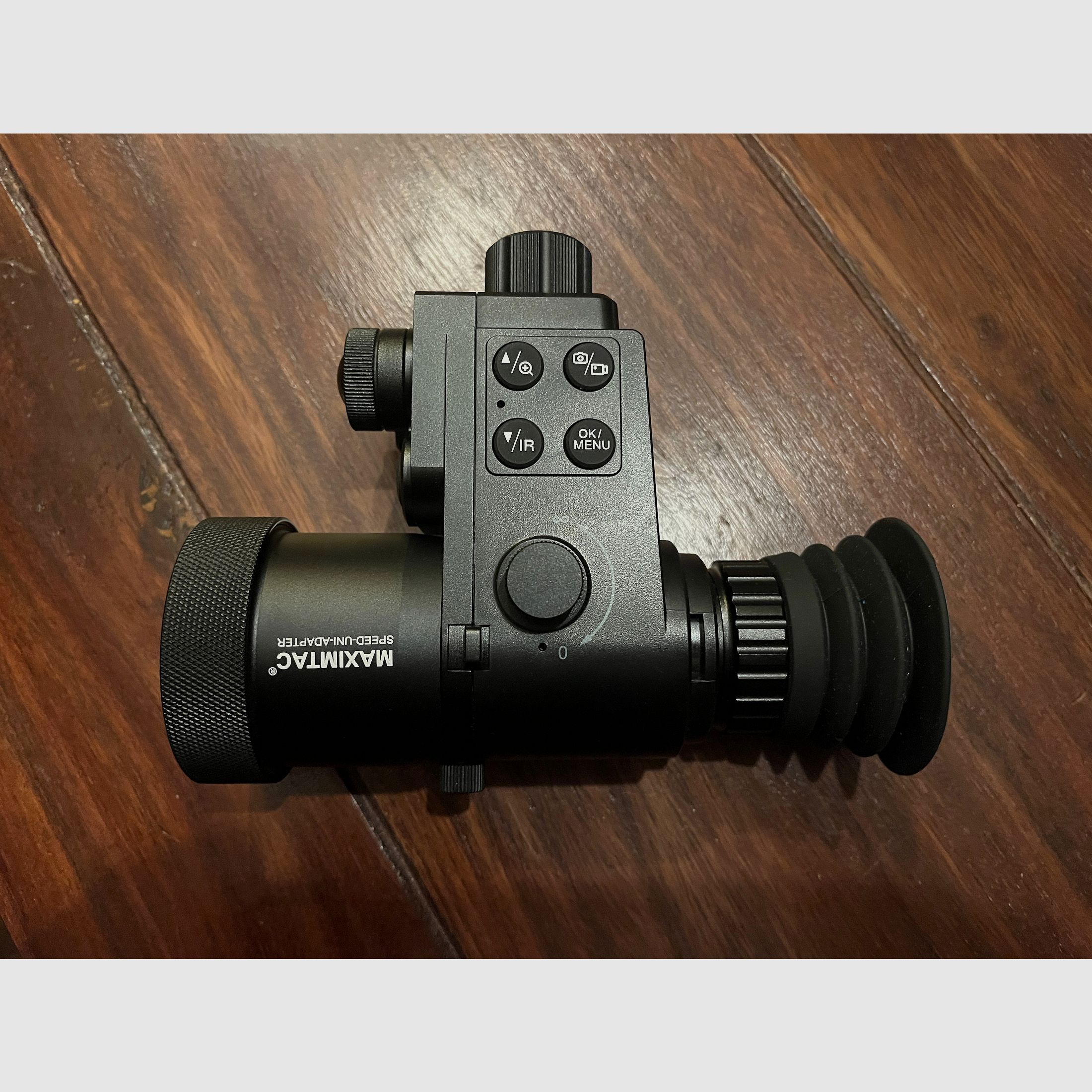 Sytong HT-88 940mn inkl. Universaladapter 35-47mm