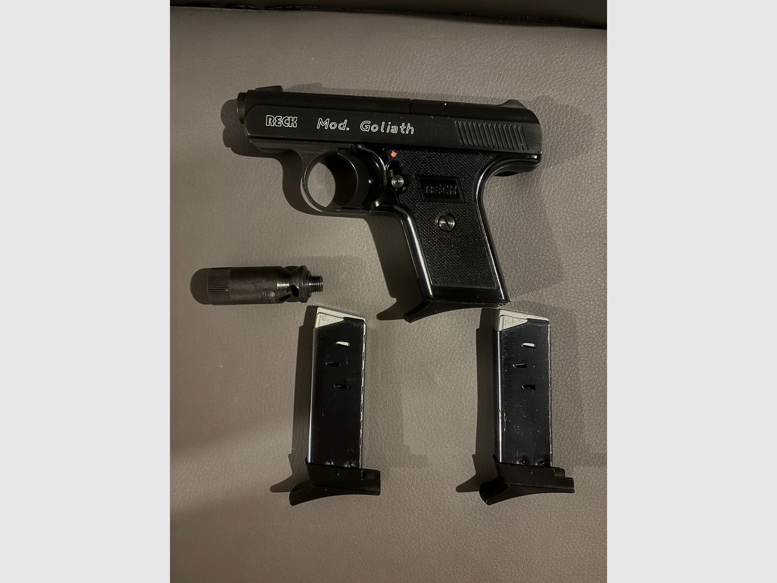 Reck Goliath, Kaliber 9 mm P.A.K.