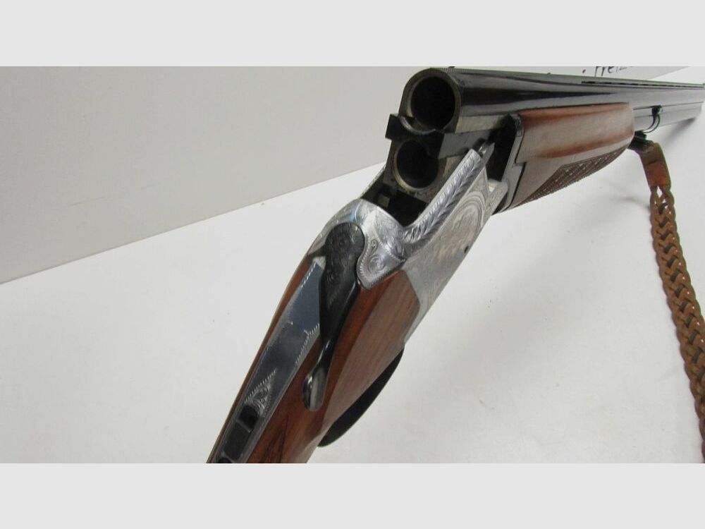 Bockdoppelflinte Laurona Spanien 12/70, LL 71 cm, sehr schöner Schaft 12/70