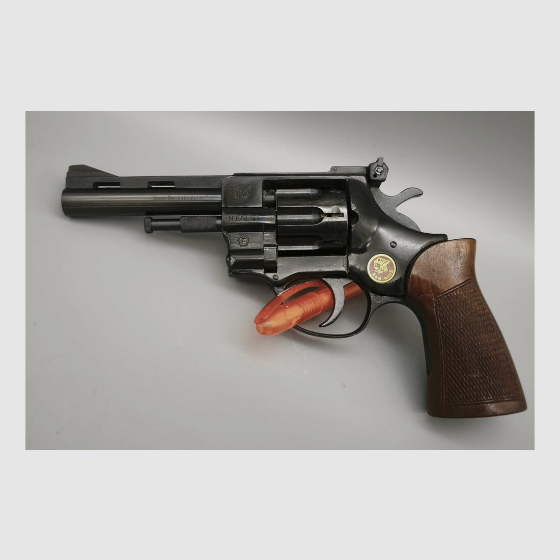 Revolver Weihrauch Arminius HW4 4" 4mm RF Long "Sans besoin" #139 4mmRF Long