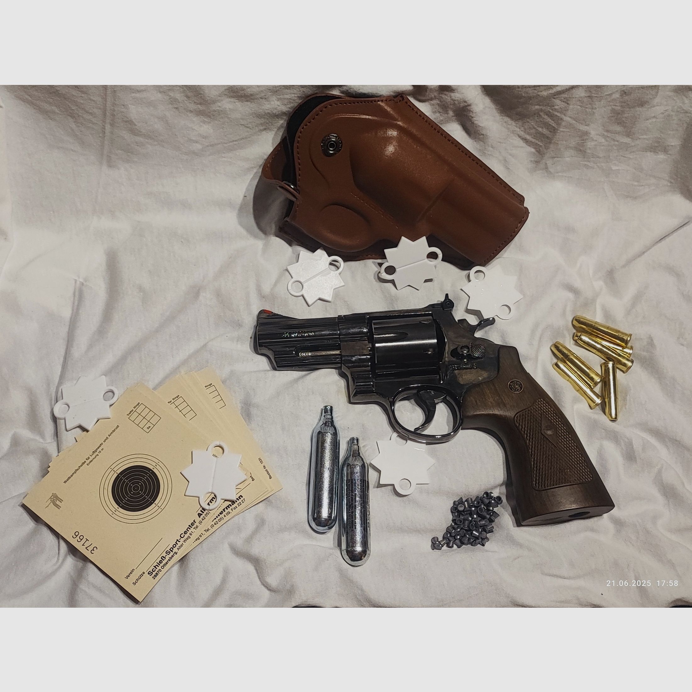 Smith and Wesson 3 Zoll CO2 Luftpistole /Revolver Set 