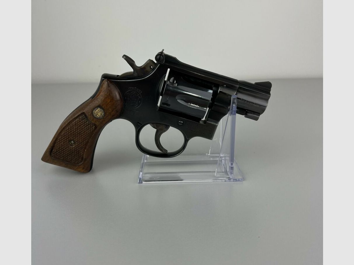 Smith & Wesson Model 15-4 - 2"