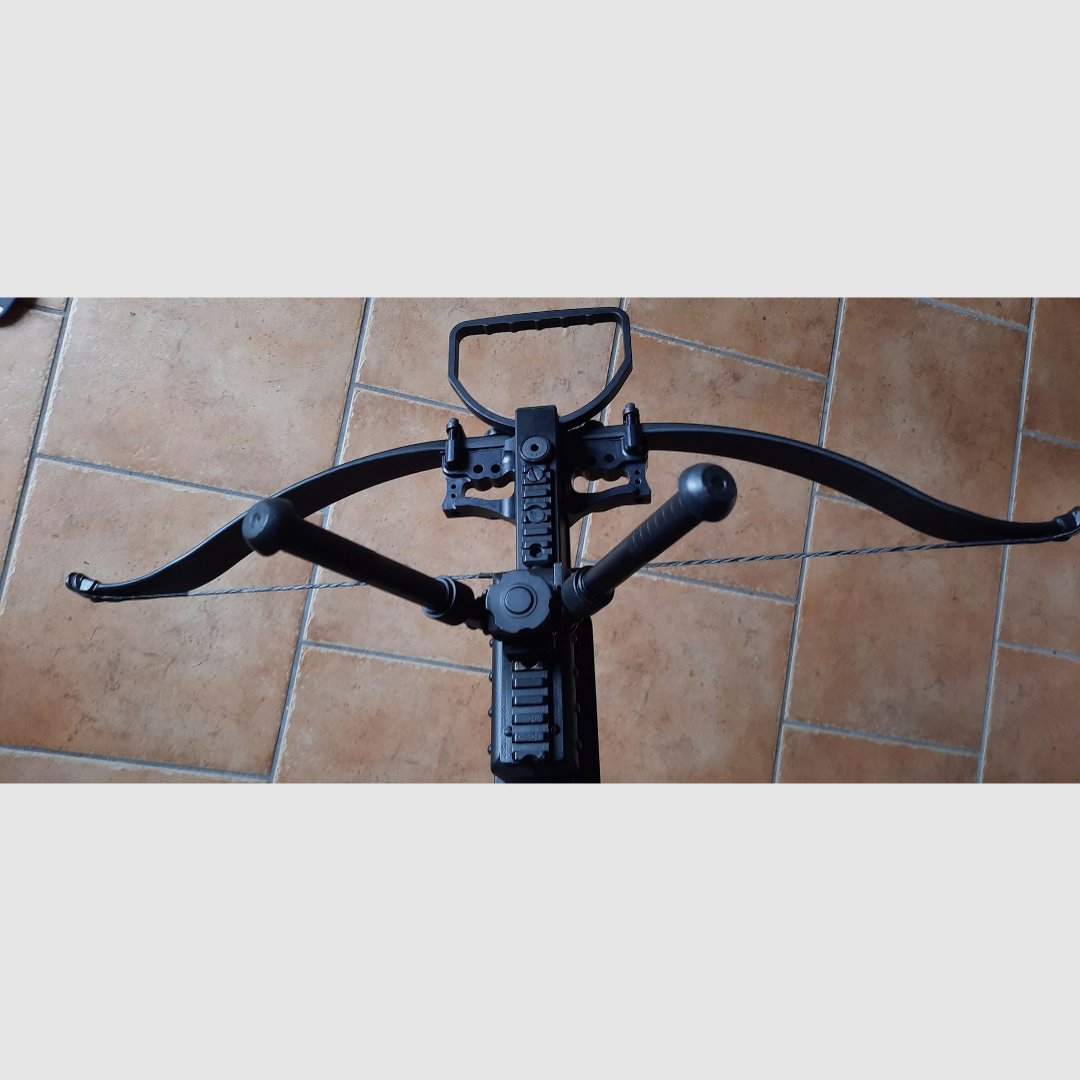 Excalibur XLT 2.0 with 200 lbs Matrix limbs, new, image 5 of 7