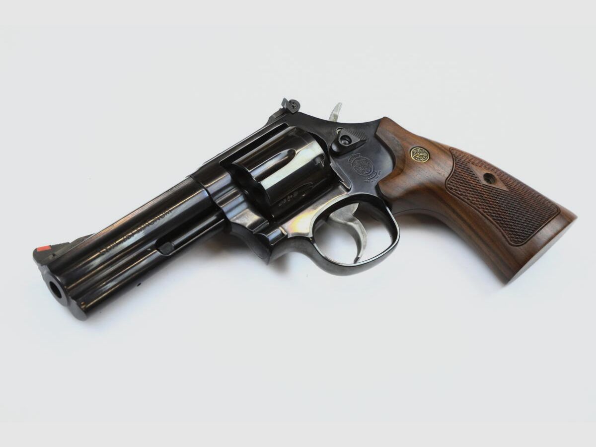 Smith & Wesson 586 4″ .357 Magnum, Bild 1 von 5