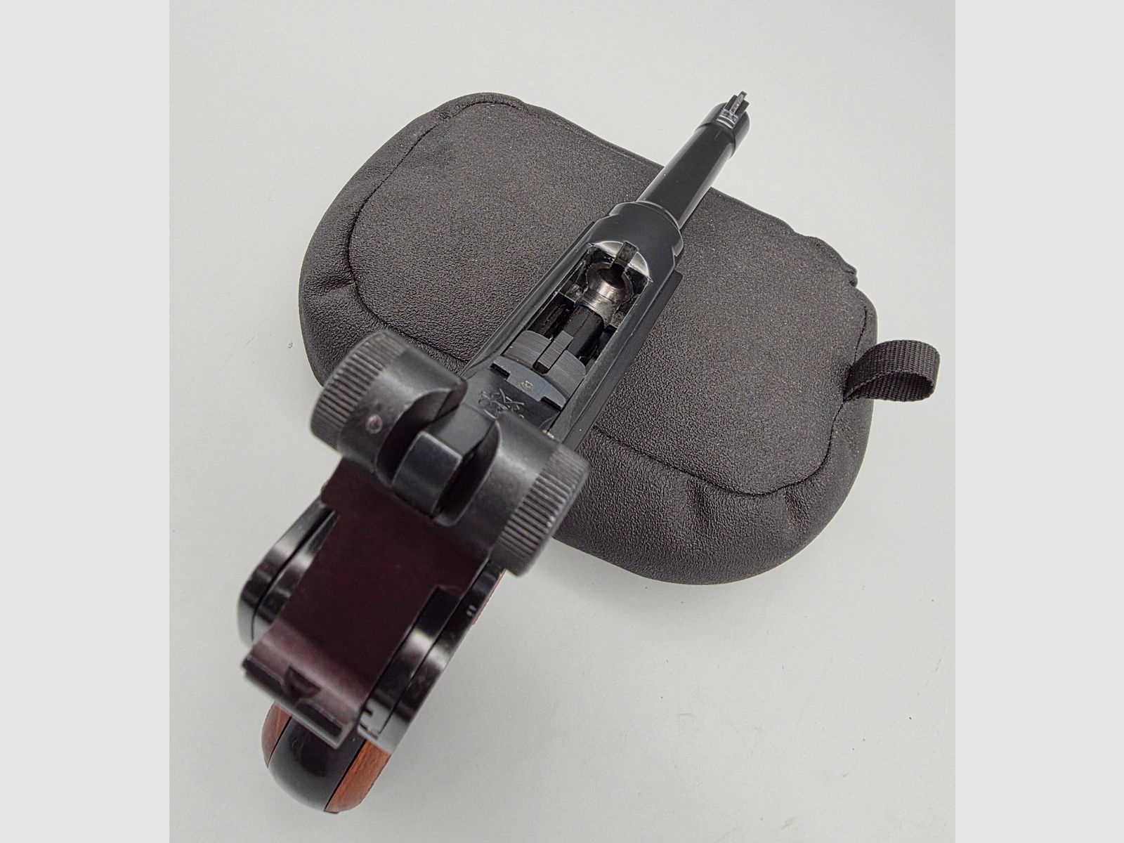 Erma Mod. KGP 690 estado de colección 8mmK P08 pistola de fogueo PTB 402 SRS rara KGP690