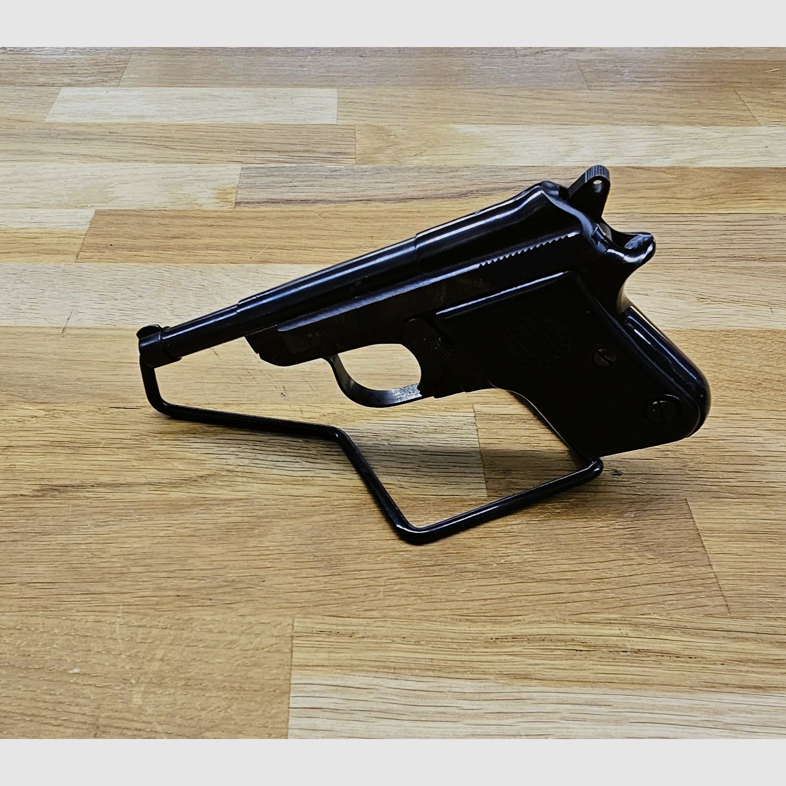 Beretta – pistol / Mod. 950 / .22 short / used, image 1 of 2
