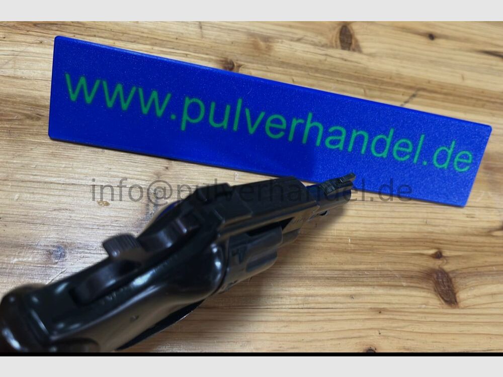 Revolver Arminius HW3 2 3/4" revolver da 8 colpi della Weihrauch Arminus .22lr