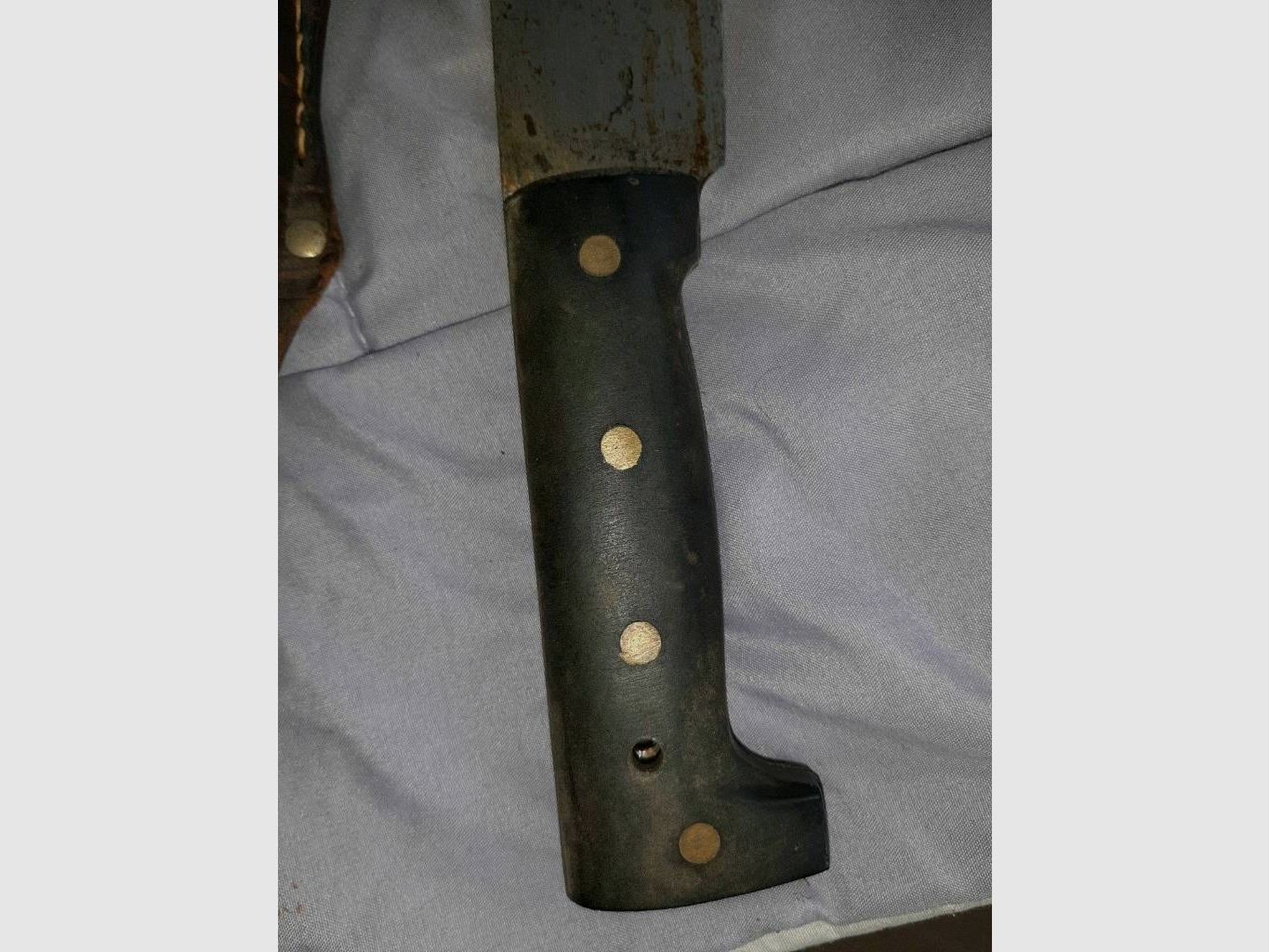 SCHEUNENFUND, eine über 40 Jahre alte MACHETE mit Hersteller Gravur 