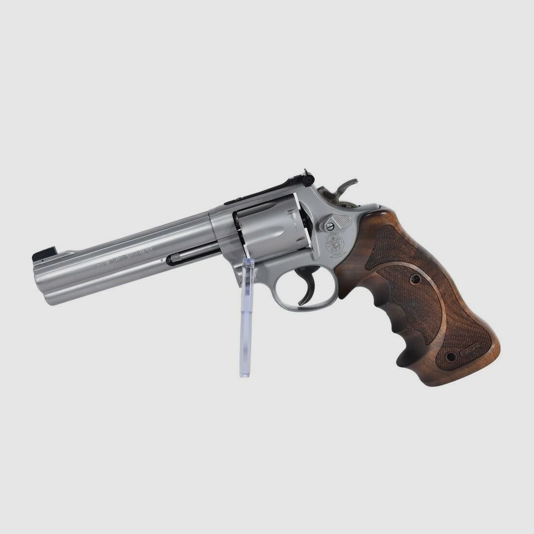 Smith & Wesson	 686 Target Champion