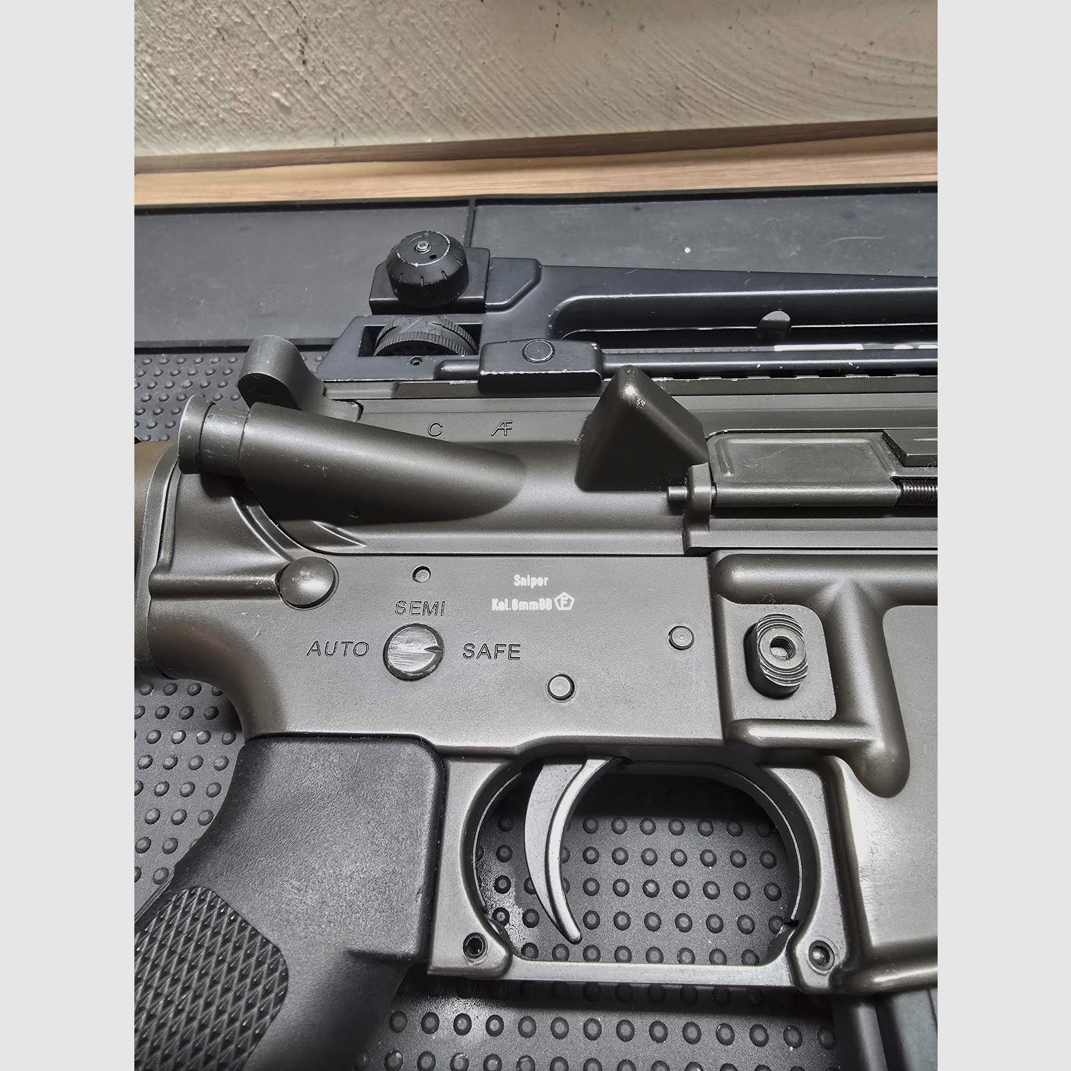 King Arms M4 GBB + 3 Magazine