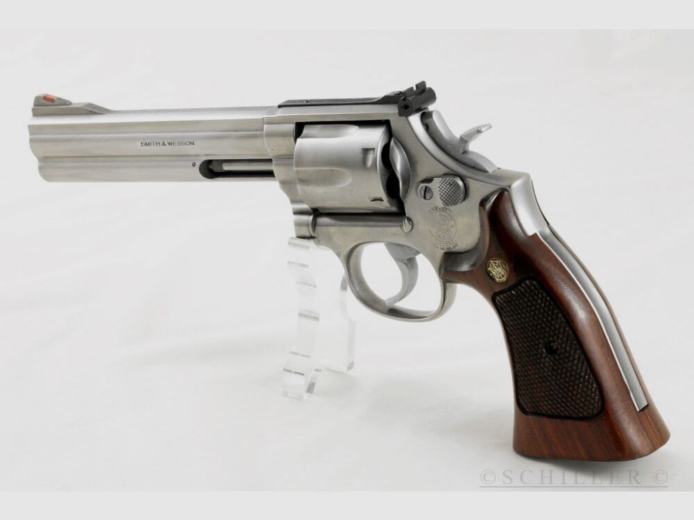 Smith & Wesson 686