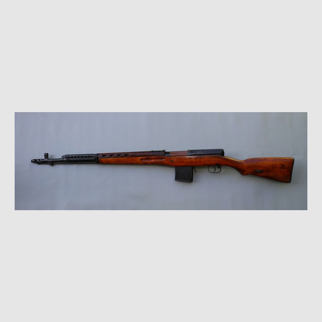 Tokarev SVT-40