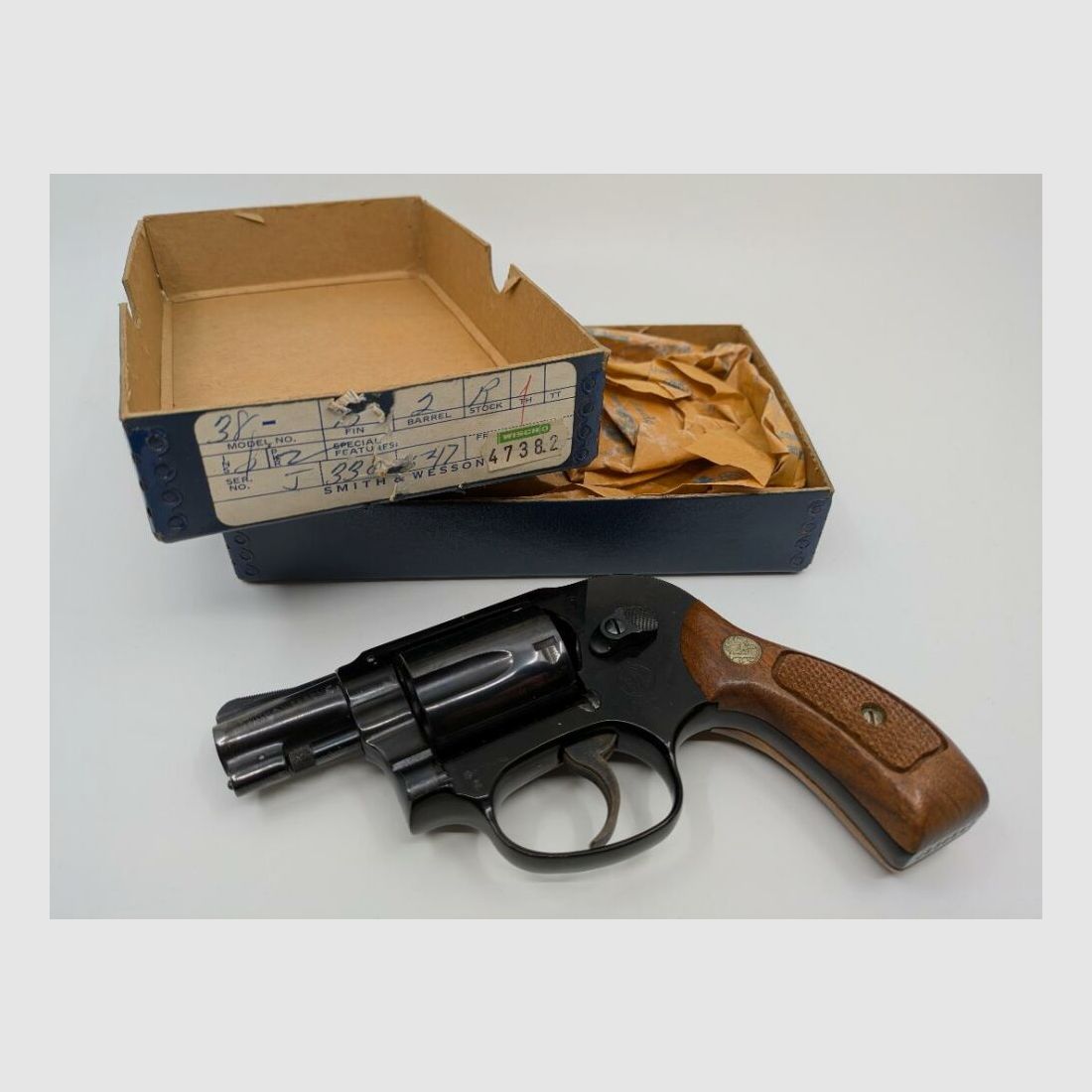S&W 38