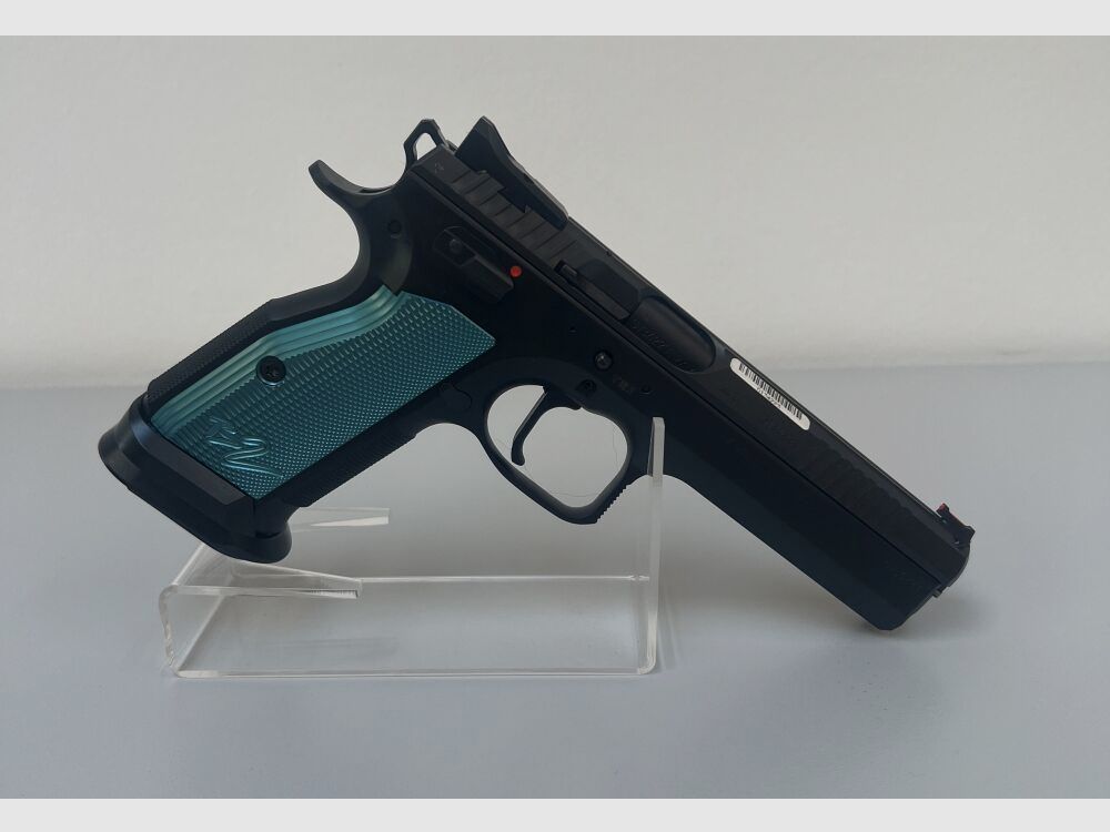 Ceská Zbrojovka	 CZ 75 TS 2 - blaue Griffschalen 9mm Luger - Sonderposten