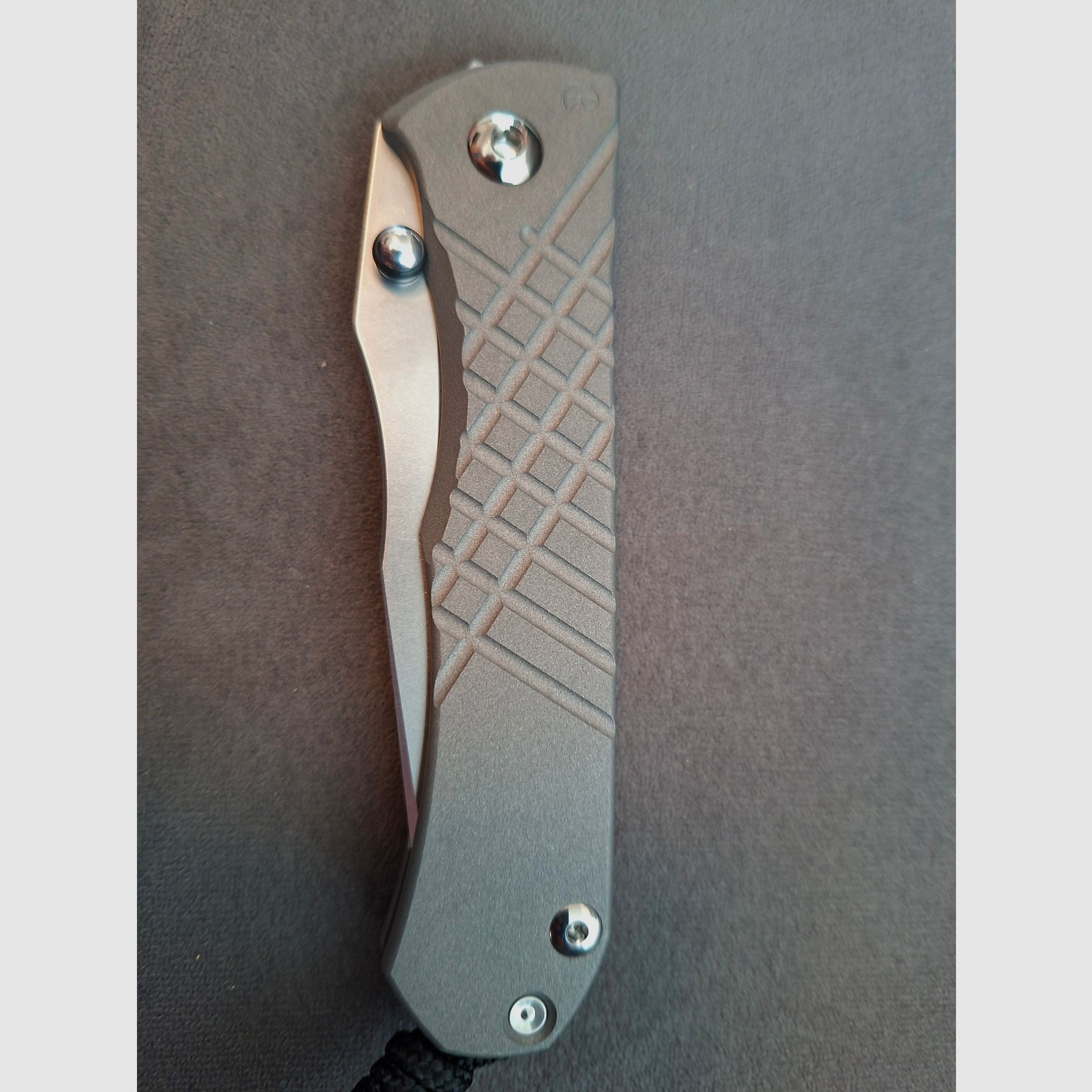 Chris Reeve Umnumzaan Magnacut