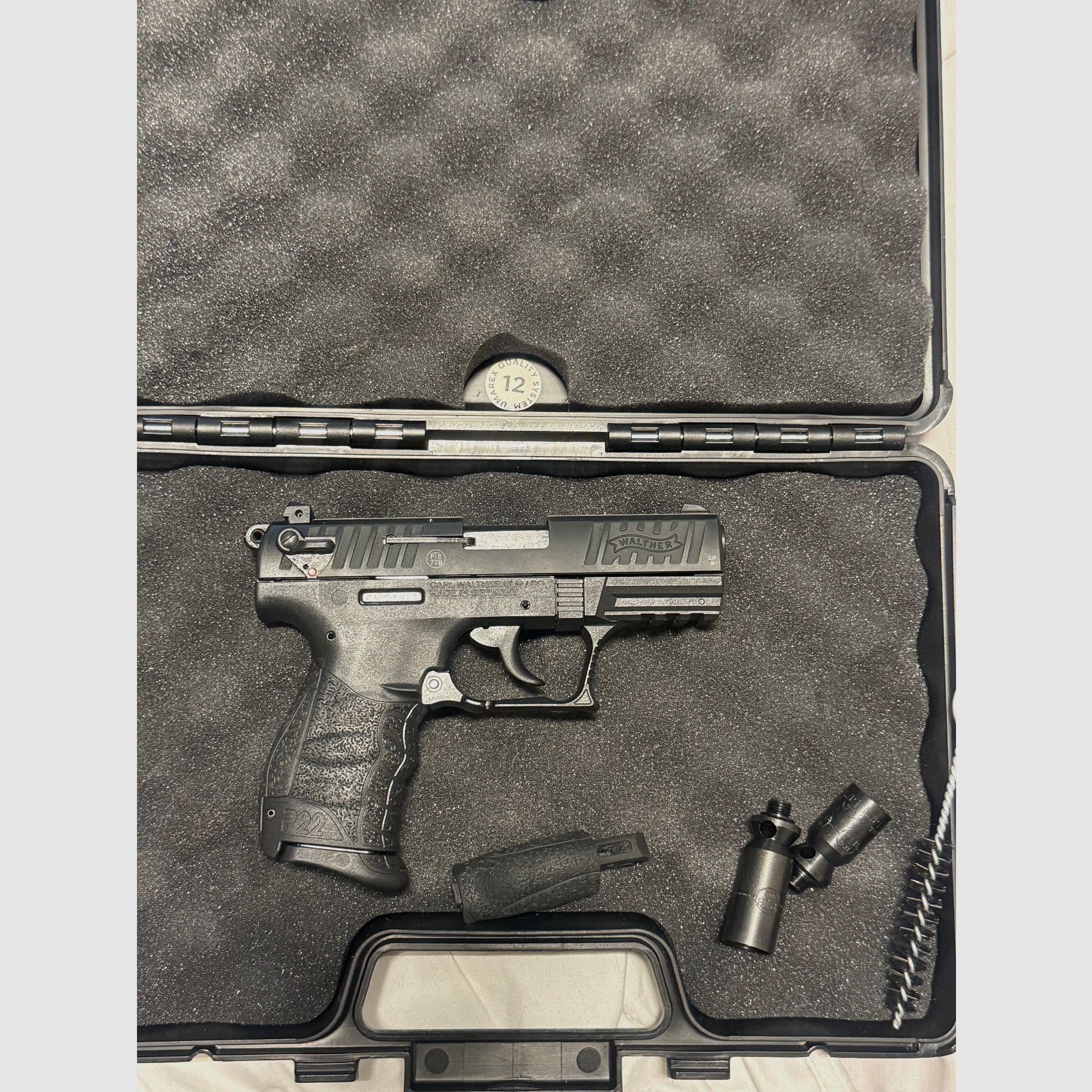Walther P22q 9mm PAK Schreckschuss neuwertig 