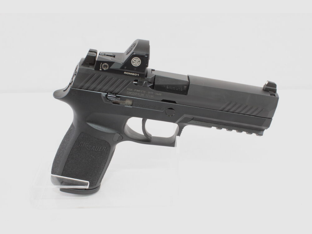 Sig Sauer P320 Fullsize Optic Ready with Red Dot Sight Romeo 1