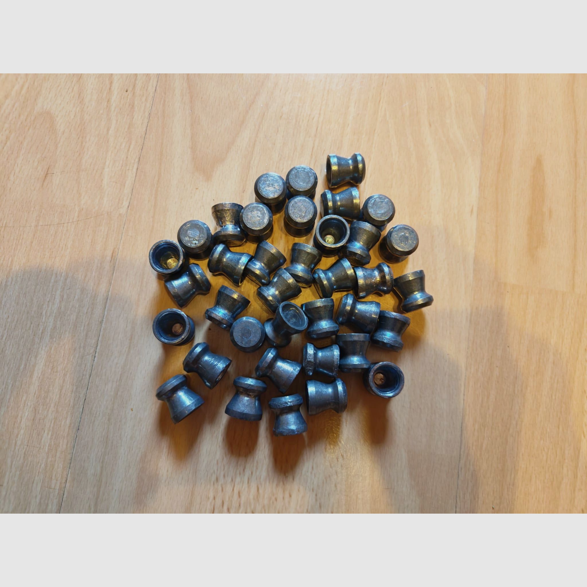 Verschillende .68 lood slugs / diabolos voor AEA Zeus of andere PCP wapens