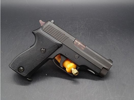 SIG Sauer P225 calibre 9mm Luger P225