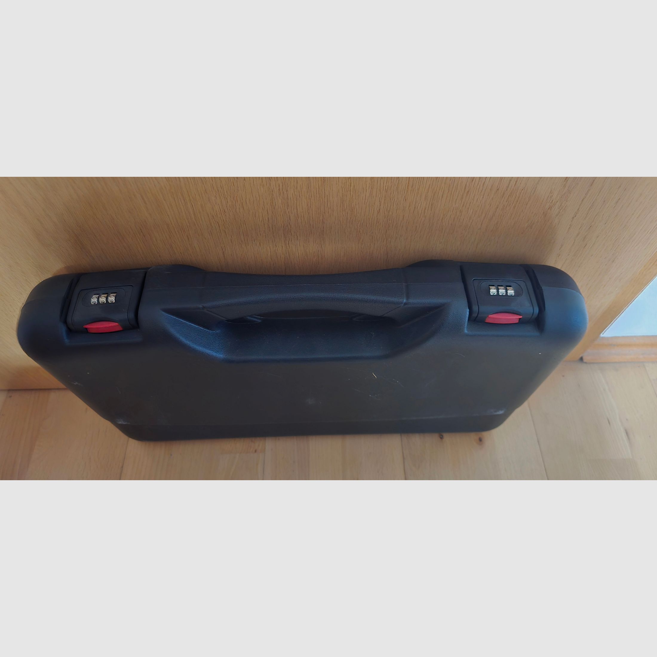 Madbull Pistolenkoffer 50 x 30,5 x 8,5