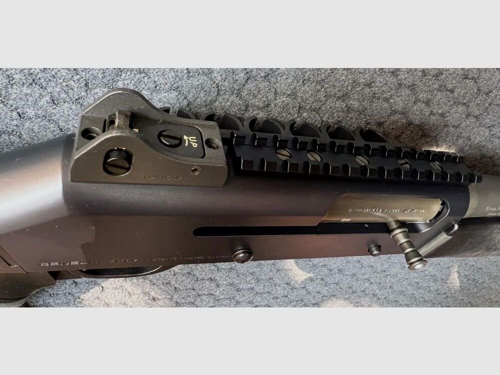 Benelli M4 Super 90 12/76