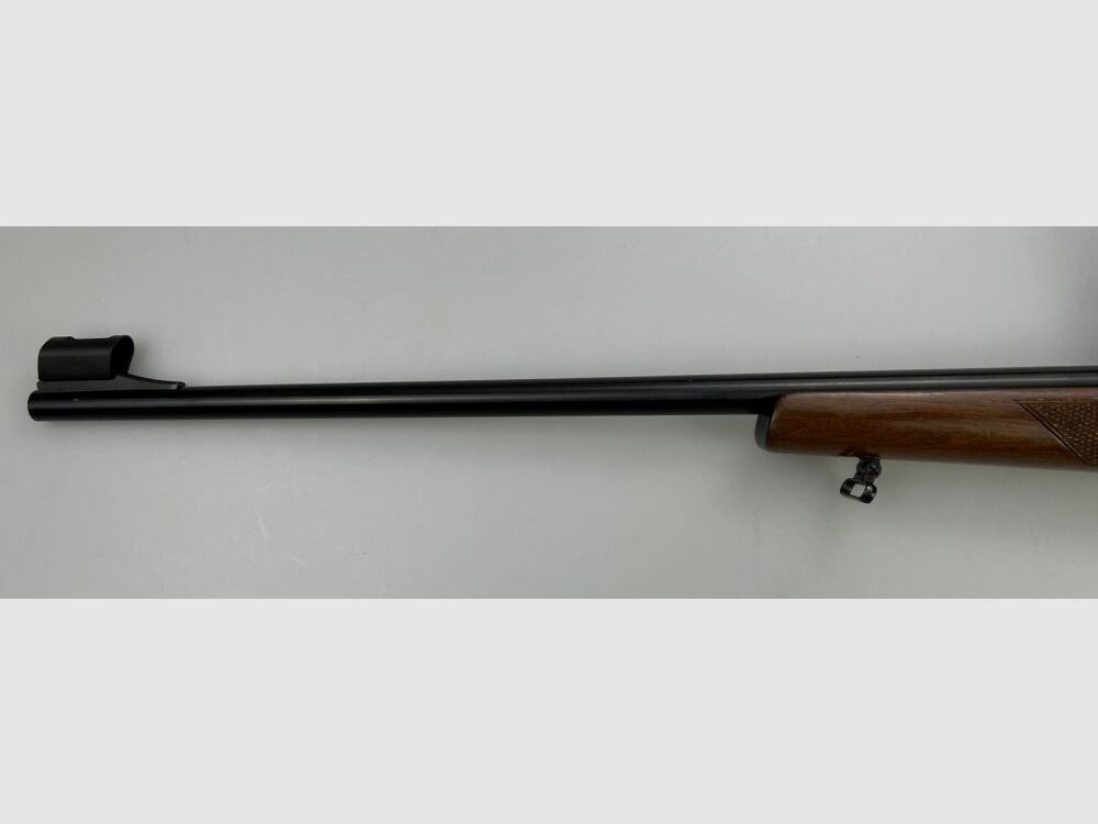 CZ 527