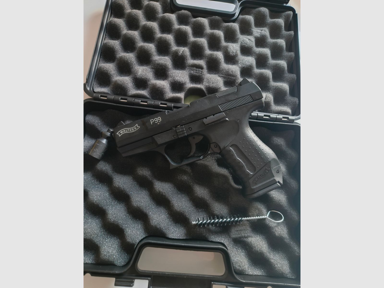 Wahlter P99 pistolet alarmowy