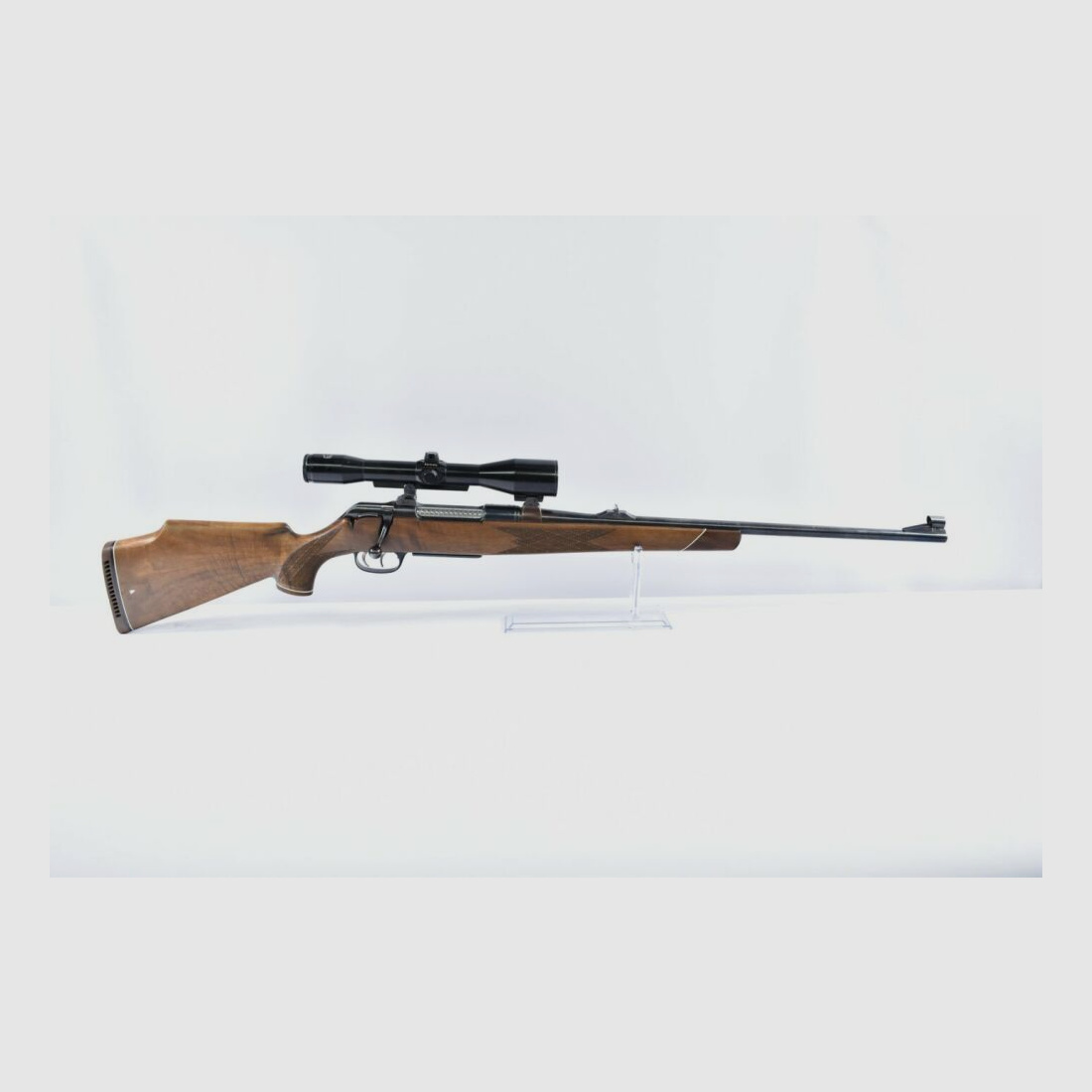 Fusil à répétition Krico 700 7x64