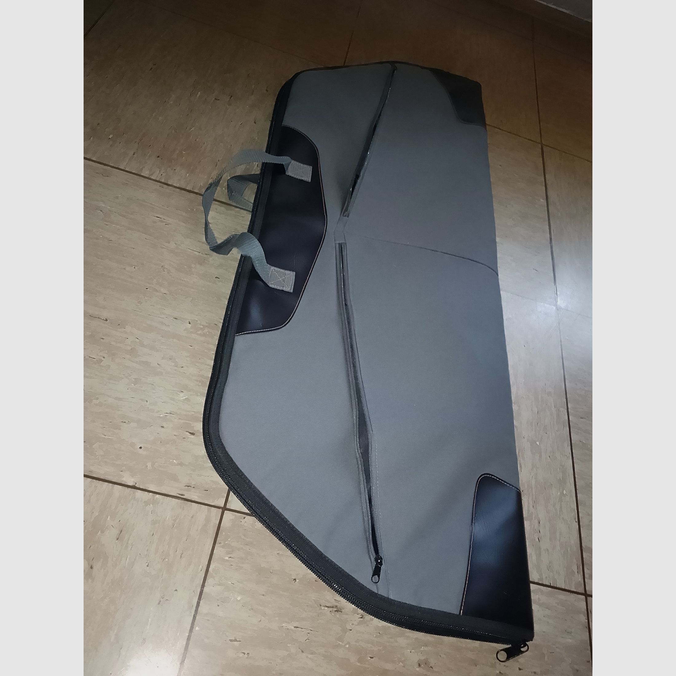 Duża torba transportowa na broń długą lub łuki torba na broń torba na łuki w stanie jak nowa